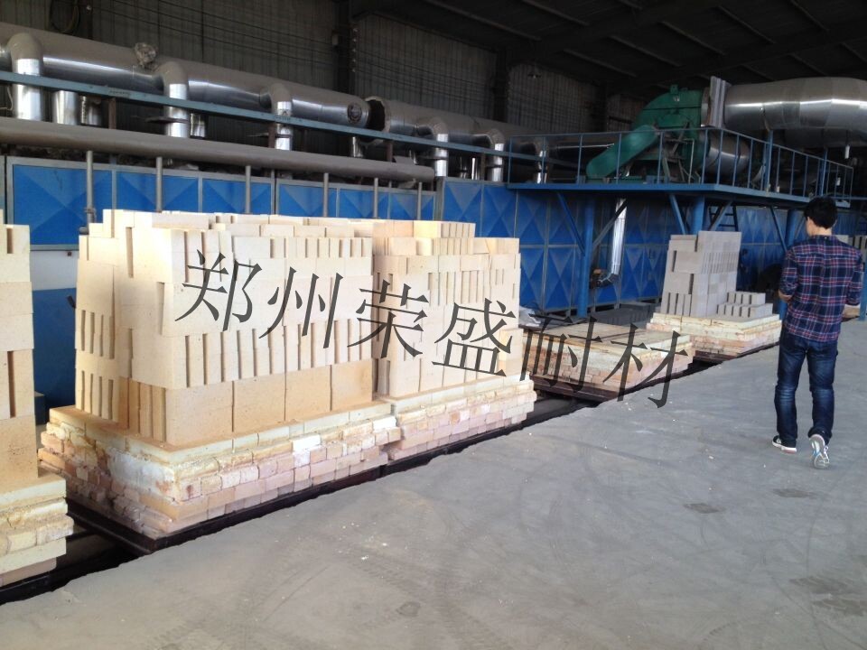 新密一级高铝砖厂家指导价_新密一级高铝砖厂家品牌_新密一级高铝砖厂家品牌(图)尽在中国铝业网-郑州荣盛窑炉耐火材料
